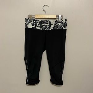 Lululemon running crop